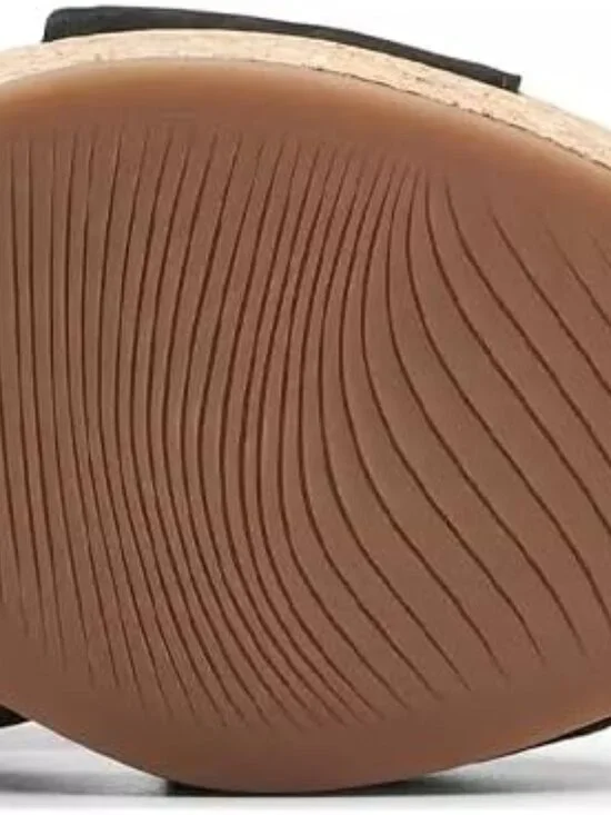 Clarks Collection Women's Giselle Dove Wedge Sandal, Black Nubuck, 8.5 Medium US - Picture 3 of 7